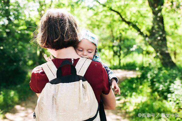 婚後回娘家，母親埋怨：「已經不是一家人了，空手回來好意思？」