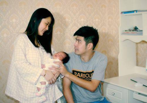 婚後回娘家，母親埋怨：「已經不是一家人了，空手回來好意思？」