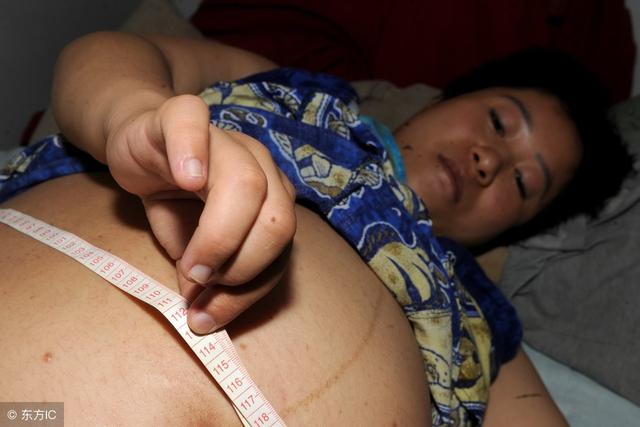 老公說：娶老婆回來就是洗衣做飯生孩子的，我怒懟他一句，他無語