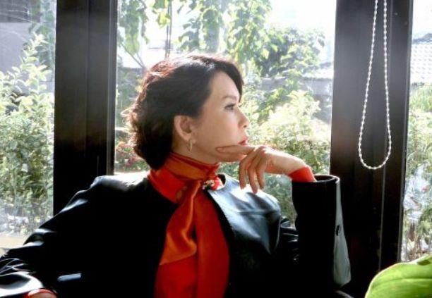 曾比林志玲還火，卻嫁入豪門不孕，19次試管無效，今患癌症離婚