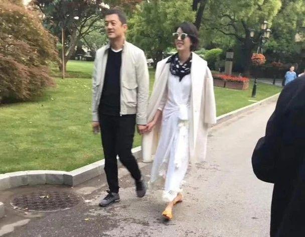 48歲李亞鵬被曝新戀情！新歡被指酷似王菲，坐擁超過500億身家！