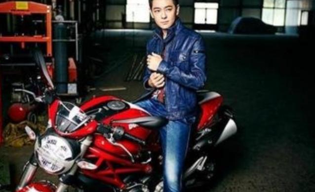 在中國明星座駕排行榜中，林志穎穩拿冠軍，他的車庫就是車展廳！