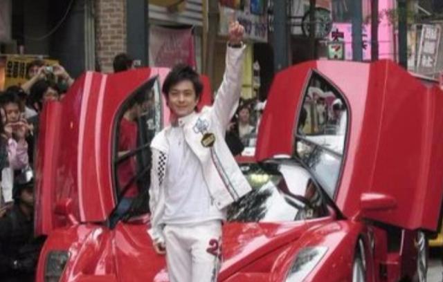 在中國明星座駕排行榜中，林志穎穩拿冠軍，他的車庫就是車展廳！