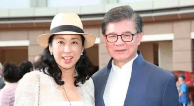 郭晶晶三胎得女沒有獎勵，霍家重男輕女？