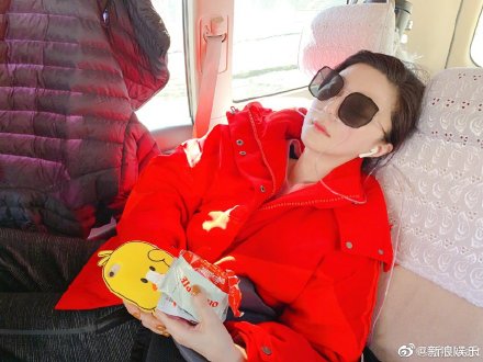 好嚇人！? 到西藏做慈善，范冰冰高原反應『臉腫3圈+鼻血噴滿地』！（內附多圖）
