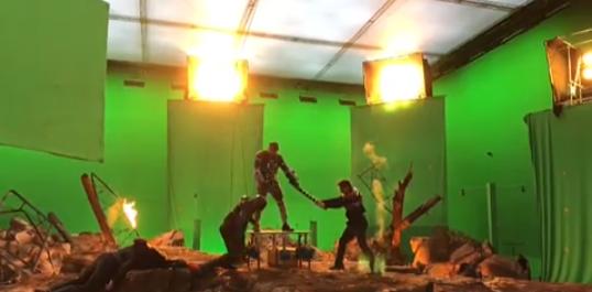鋼鐵俠Po出另外一個結局!? 本來Captain America會被Thanos掐死！