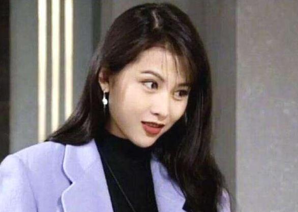 蔡少芬親生母親與婆婆近照，真是天差地別，網友：還是婆婆好！