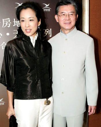 61歲郭晶晶婆婆朱玲玲艷壓趙雅芝，瀟灑離開霍家50歲又嫁億元老公