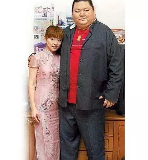 台灣重量級藝人的妻子「婚後成為家庭主婦」，老公不幸走後「連飯都吃不飽」：女人，你一定要經濟獨立！