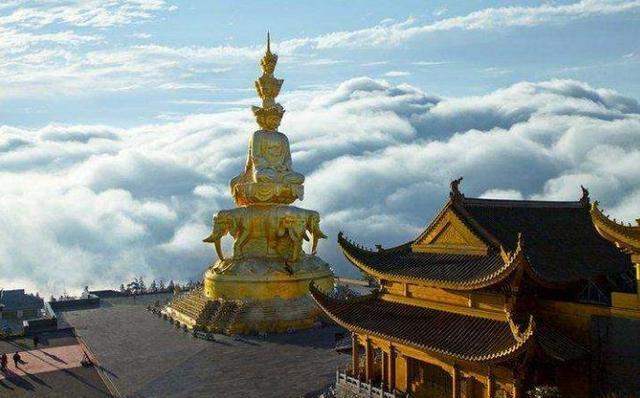 去登山旅遊，除了五嶽和黃山，這四大名山也絕對不可錯過！