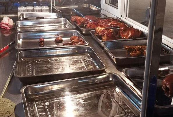 滷肉熟食店滷肉的滷水製作和保存