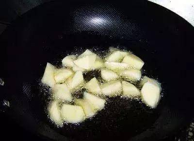 幾道家常素菜美食做法，學會後做給家人吃絕對好吃的停不下筷子！