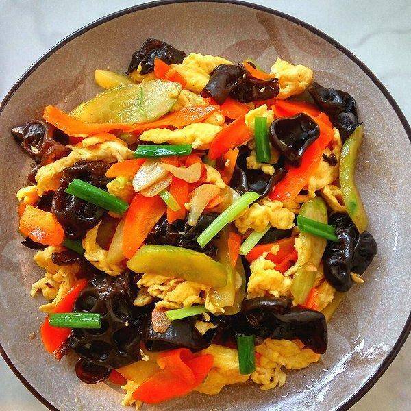 幾道家常素菜美食做法，學會後做給家人吃絕對好吃的停不下筷子！