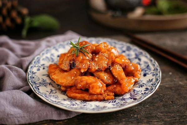 半斤豬肉2個雞蛋，教你做開胃又下飯的家常菜，比小酥肉更好吃！