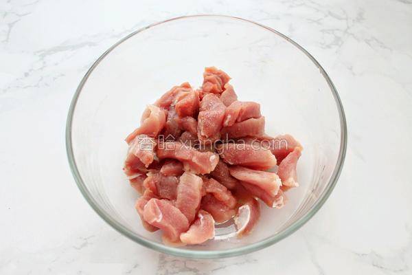 半斤豬肉2個雞蛋，教你做開胃又下飯的家常菜，比小酥肉更好吃！