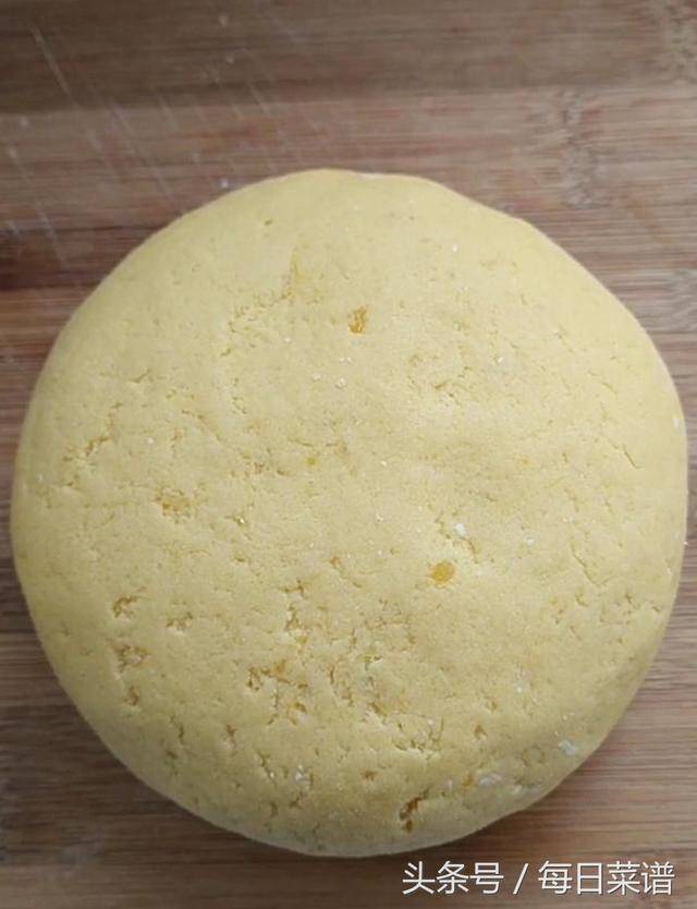 教你做最好吃的紅薯丸子，軟糯香甜，一上桌就搶光