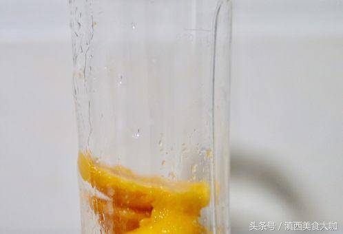 甜品-芒果千層糕，看著就很有食慾，好吃到沒朋友，快來試試吧！