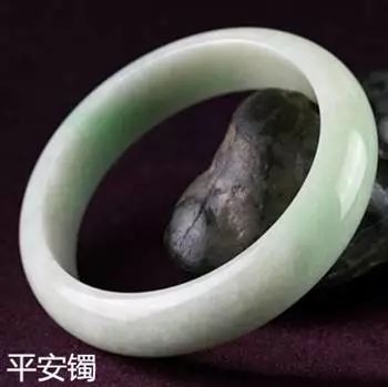 老祖宗告訴你：女人戴手鐲也有講究，左手千萬不要戴！