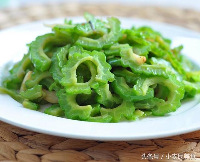 苦瓜的15種做法，清熱解毒，家庭必備
