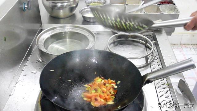 西葫蘆最好吃的做法，清淡營養，開胃又下飯，看一遍就能學會