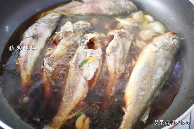 這種魚真好吃，肉如蒜瓣，刺兒少，體質虛弱和貧血者要多吃！