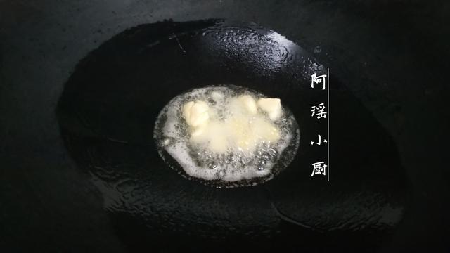 愛吃雞肉的要收藏，簡單一做，雞肉嫩滑，原汁原味，一頓1隻雞！