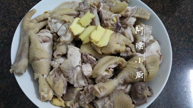 愛吃雞肉的要收藏，簡單一做，雞肉嫩滑，原汁原味，一頓1隻雞！