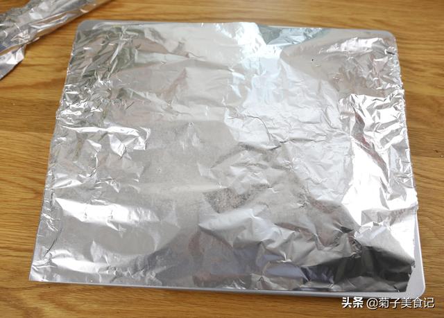 不加一滴油，不用一滴水，就可以做出香氣四溢的鹽焗蝦，值得收藏