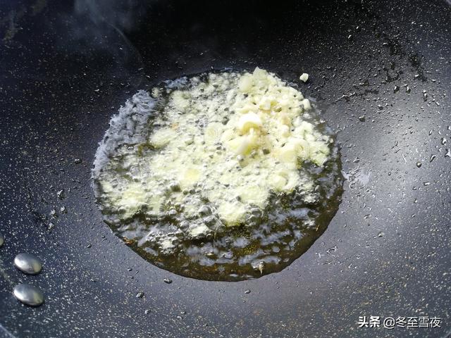 教你做豬肝的小竅門，做出的豬肝滑嫩不腥，不老不柴，健康吃法