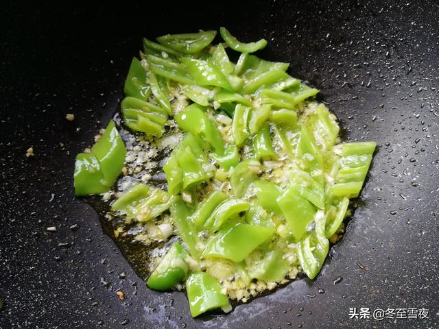 教你做豬肝的小竅門，做出的豬肝滑嫩不腥，不老不柴，健康吃法