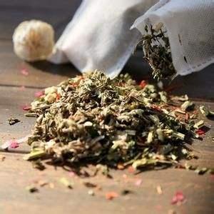 蒲公英被稱為「藥草皇后」，可經常用它泡腳，對身體有哪些好處？