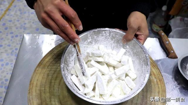 芋頭怎樣裹糖，廚師長教你裹糖技巧，學會這個做法保證一次成功