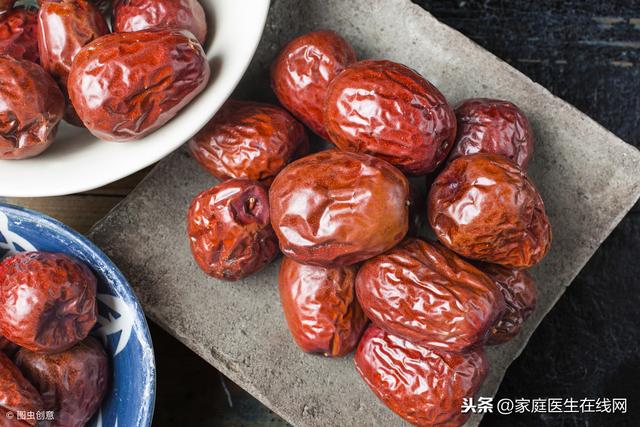 營養專家：紅棗縱有「千般好」，但這些人吃了，反而是壞事