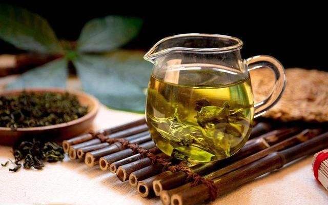 蒲公英的三個「最佳搭配」，堅持喝一個月，肝變凈了，胃也會變好 