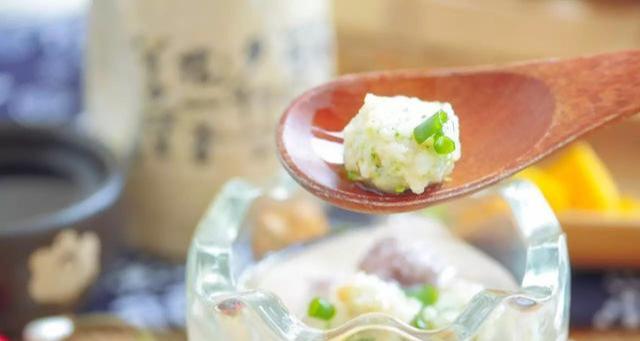 寶寶10個月後才能吃固體食物？你是浪費了多少訓練咀嚼的黃金時期