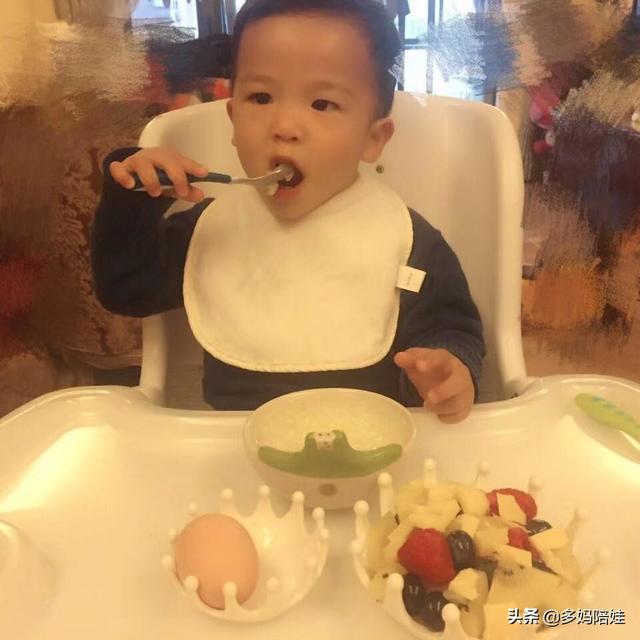 春天來啦，1歲以後寶寶的一日飲食安排，小淘氣的吃喝盛宴！
