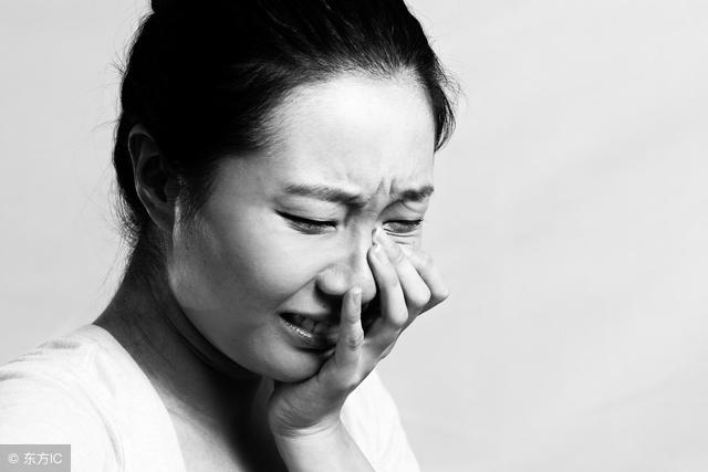 妻子每個月的工資大半都給她父母，幾年後岳母說出實情我淚奔