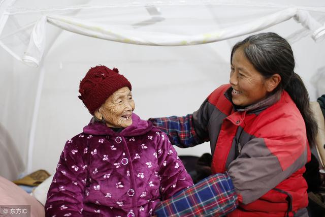 丈夫不務正業，婆婆把房子留給了她，如今卻被趕出家門