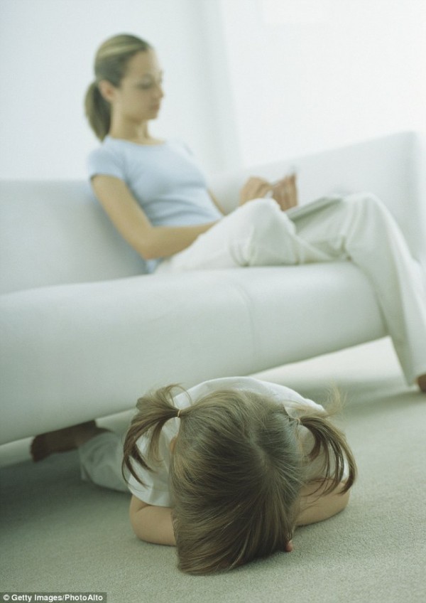 一位媽媽記錄下3歲女兒一天之內嚎啕大哭的40多個理由，笑噴！