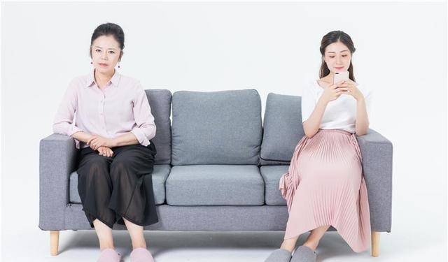 兒子結婚我沒給一分彩禮，他太太生完孩子，我直接把她趕出家門