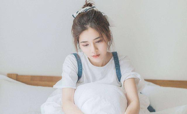 家裡拆遷一夜暴富，幾個月後和老公離婚，婆婆反倒送兩套房