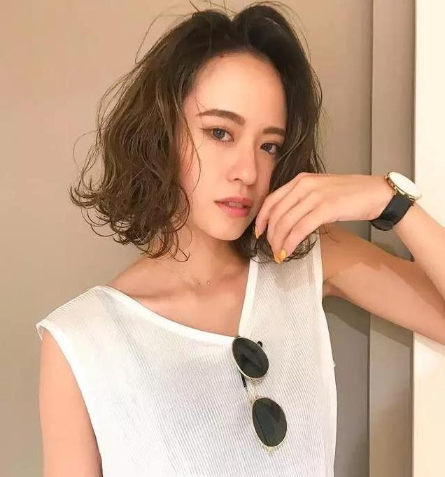 25款燙髮，方便簡單，時尚好看不老氣，一定有一款適合你