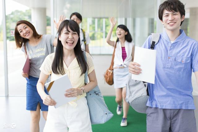 「如果重來，你會跟我結婚嗎」「對不起，幸好沒嫁給你」