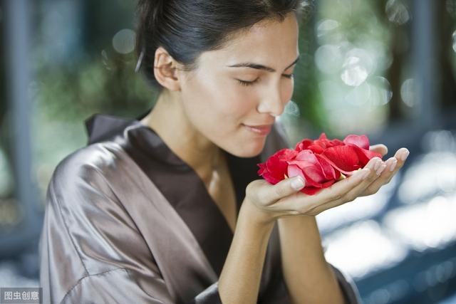 為什麼有人說40歲的女人最有「味道」？其實我們都錯了