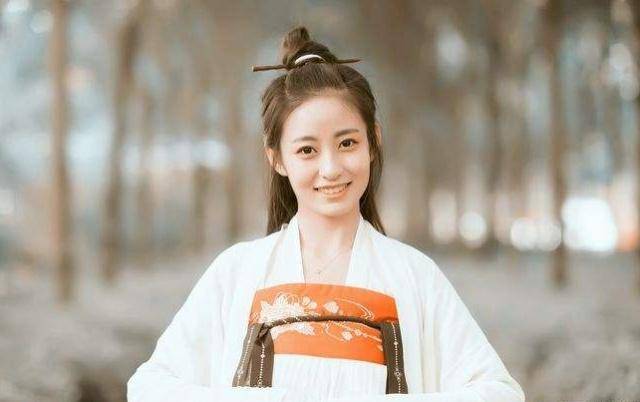 「兒媳，你出去住吧，你小叔子被你害的差點離婚」「房本寫我名」