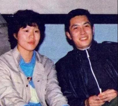 八九十年代明星大腕兒照片，個個青澀純真，你能認出幾個？
