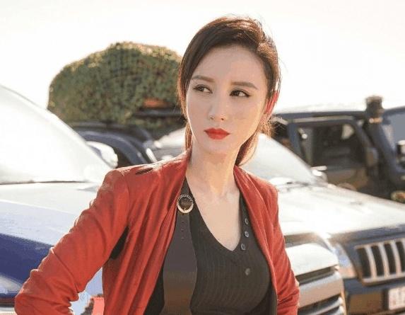 她為拍戲隱瞞懷孕，沙漠高強度工作導致胎死腹中，網友：值得嗎