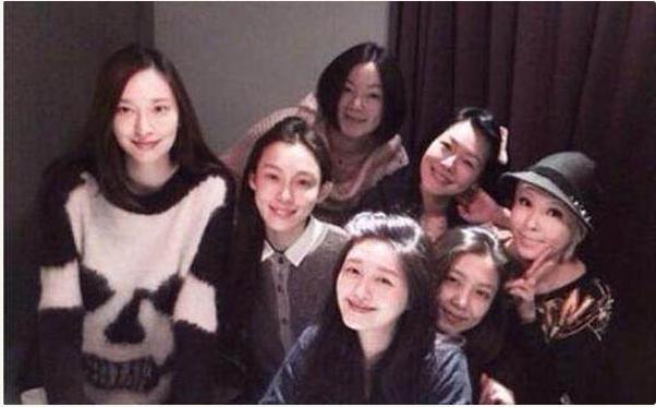 「七仙女姐妹團」各女星青澀照，初中時的吳佩慈清純指數爆棚！