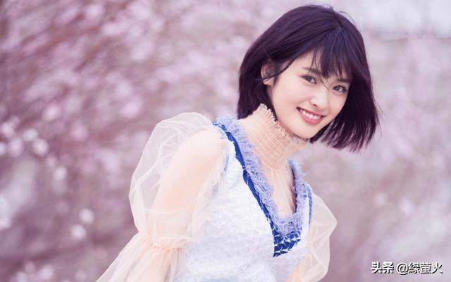 娛樂圈裡哪些女明星擁有神仙顏值，卻是五短身材？