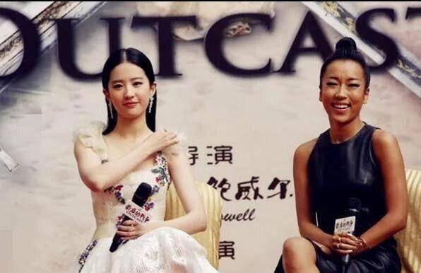 娛樂圈最尷尬的七張合影，網友；真是不可思議！
